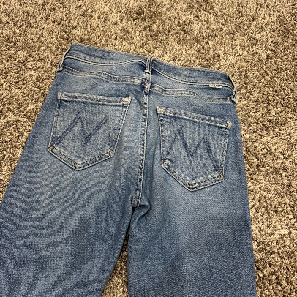 MOTHER Mid Rise Dazzler Ankle Fray Sz 25 - Picture 4 of 6